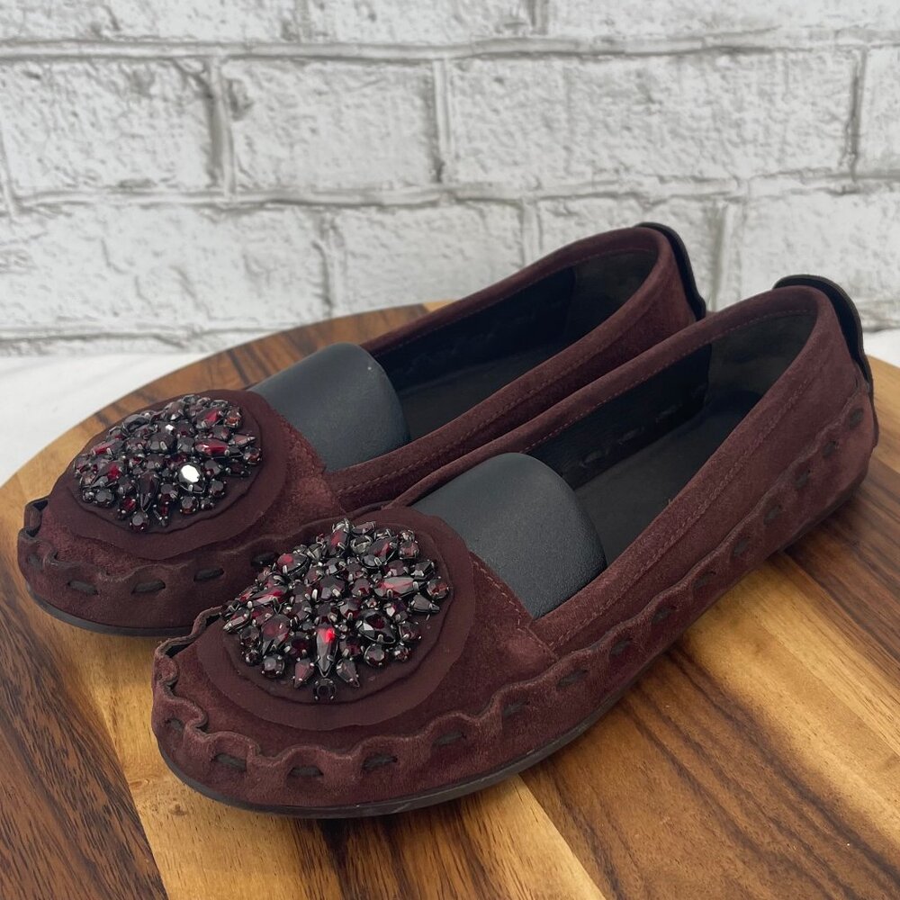 Vera Wang HOPE Women's Sz. 9 M Jewel Cluster Red Wine Suede Flats Made in Italy